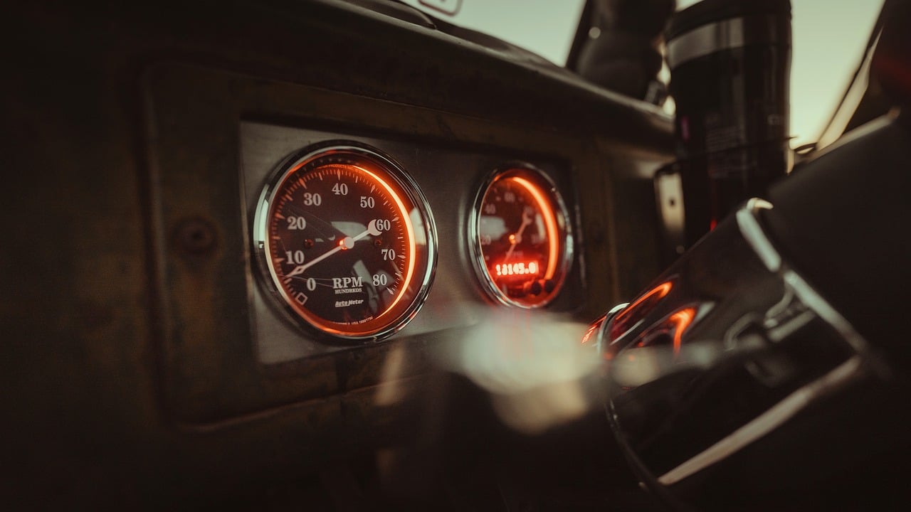 【自动化-送服务器】SSPanel-Metron 星舰系统舞台