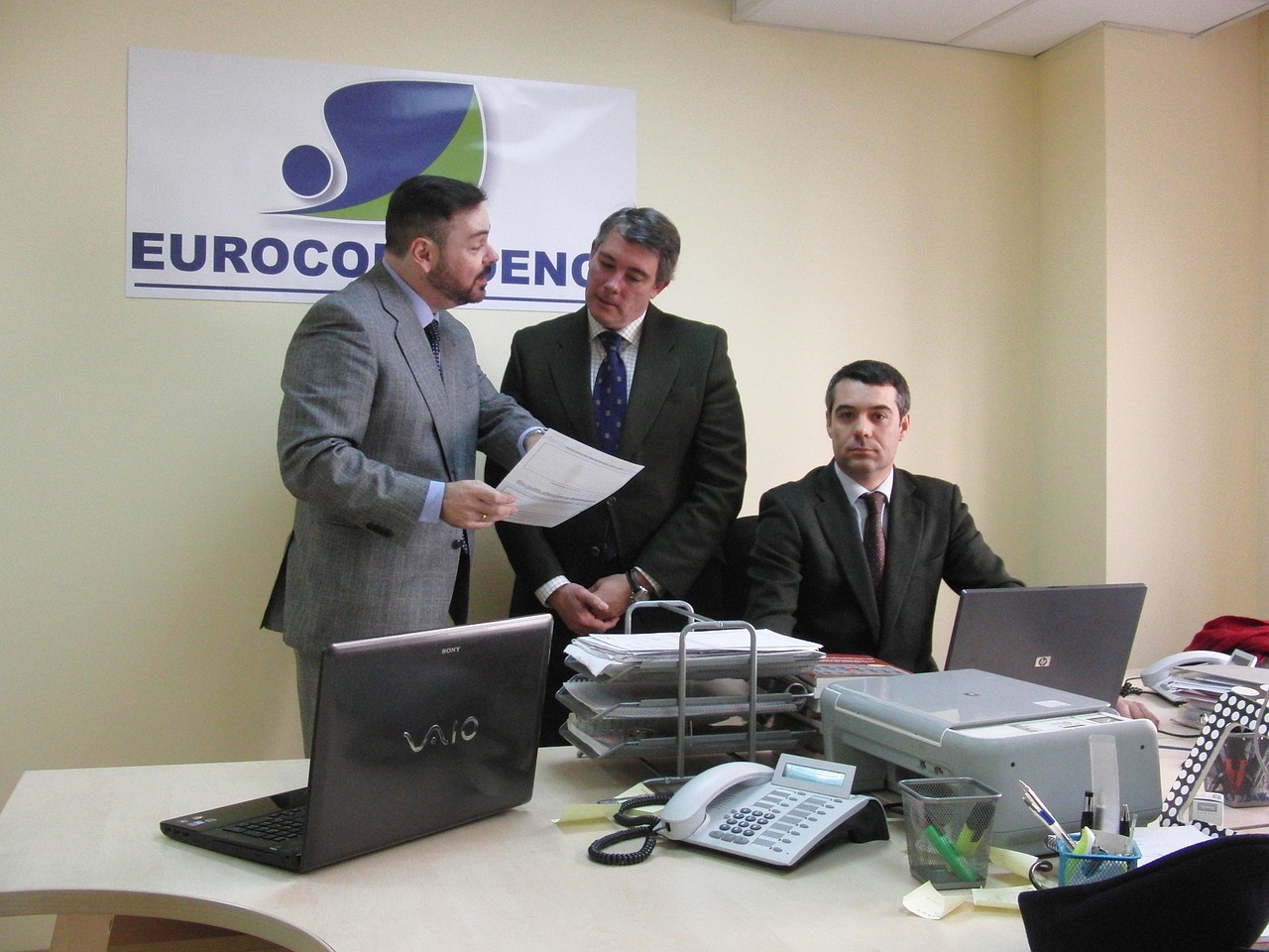 神戒辅助- 香河县好的工商注册代理