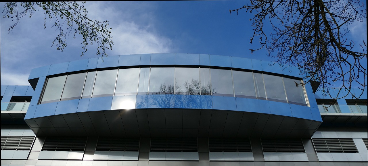 绑卡微信号买卖：绍兴公司注册代理热线