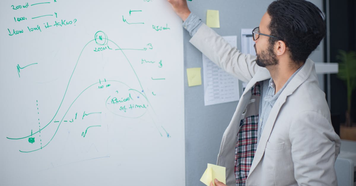 西部数码实名账号：济南商标注册代理价格多少